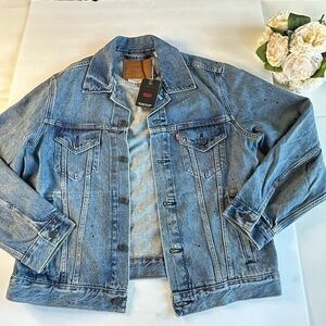 Levi’s Sz Large “Big E” VINTAGE Relaxed Fit Trucker Jacket Reproduction. NWT